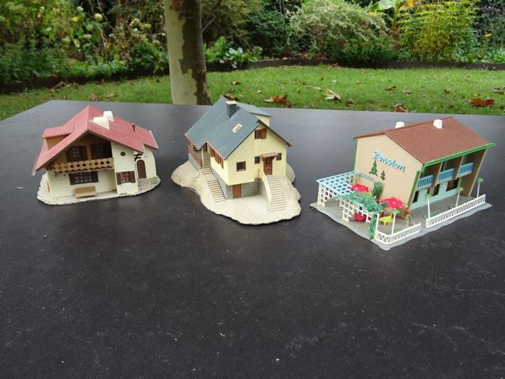 Lot met pension en 2 woonhuizen, Hobby en Vrije tijd, Modeltreinen | H0, Gebruikt, Brug, Tunnel of Gebouw, Ophalen of Verzenden