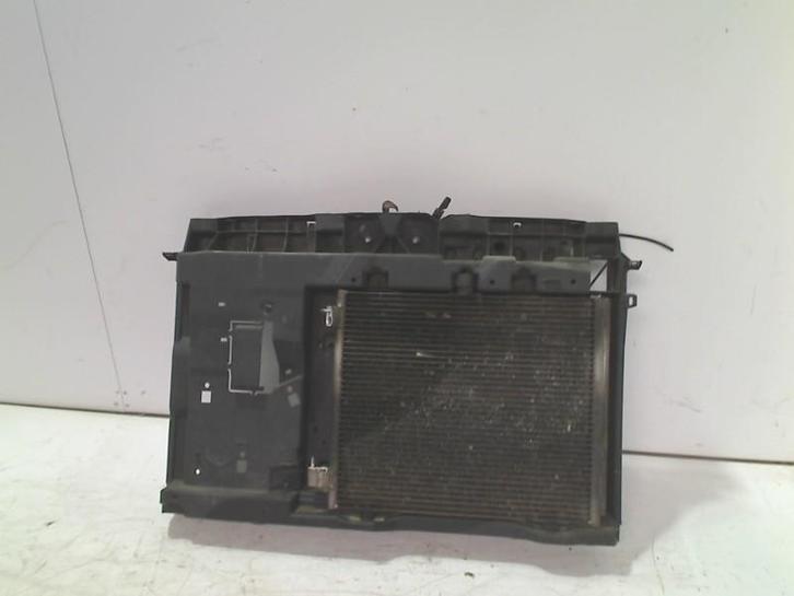 RADIATEUR COMPLEET Peugeot 207 SW (WE / WU), Auto-onderdelen, Airco en Verwarming, Peugeot, Gebruikt