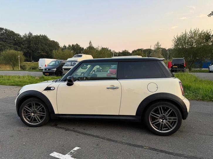 Mini cooper 1.6 120 pk, Auto's, Mini, Particulier, One, ABS, Airbags, Airconditioning, Alarm, Apple Carplay, Bluetooth, Boordcomputer