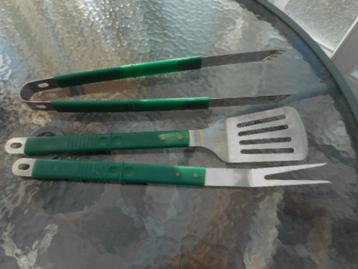 3 delig barbecue bestekset : spatel, vork en grilltang