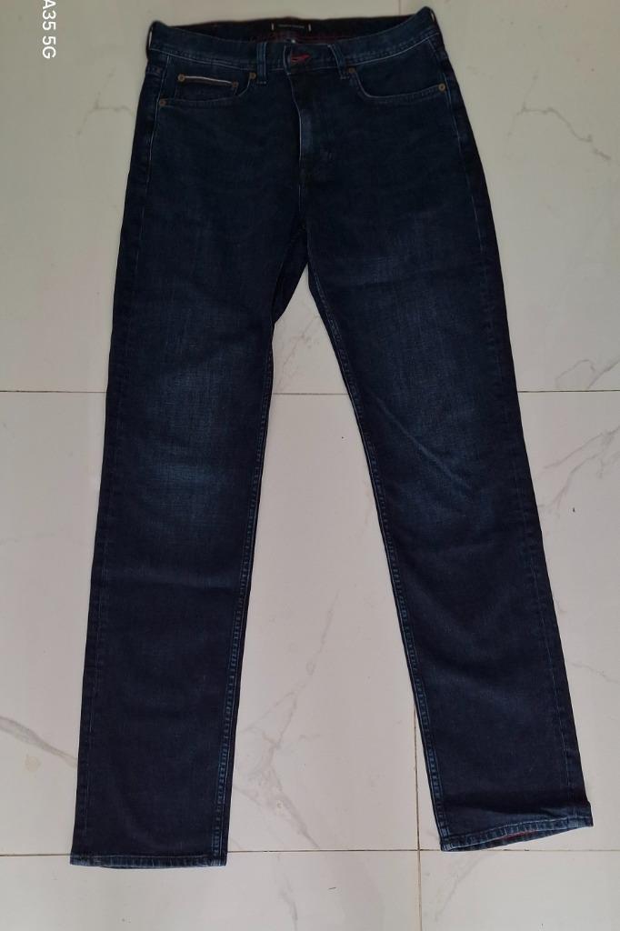 Tommy Hilfiger-spijkerbroek, Kleding | Heren, Spijkerbroeken en Jeans, Zo goed als nieuw, Blauw, Ophalen of Verzenden