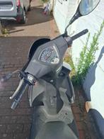 Kymco zwart wit rood, Fietsen en Brommers, Ophalen, Tweetakt, Gebruikt, Klasse A (25 km/u)