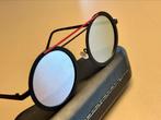 La petite lunette rouge - Exclusieve Zonnebril, Handtassen en Accessoires, Ophalen of Verzenden, Zo goed als nieuw, Zonnebril
