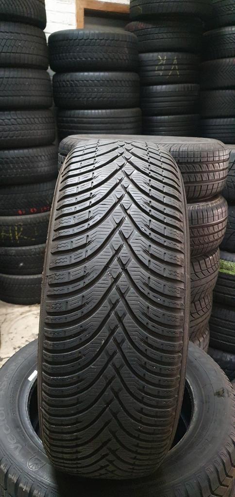 215/65R16 KLEBER AVEC MONTAGE ET EQUILIBRAG INCLUS, Autos : Pièces & Accessoires, Commande, Utilisé, Enlèvement ou Envoi