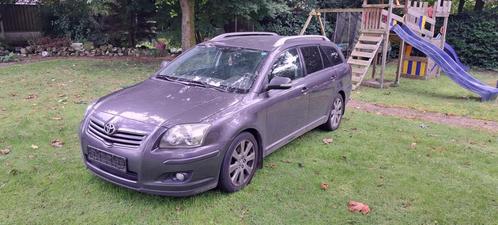 Toyota avensis 2.0 D4D traveller 2008, Autos, Toyota, Particulier, Avensis, ABS, Airbags, Air conditionné, Ordinateur de bord