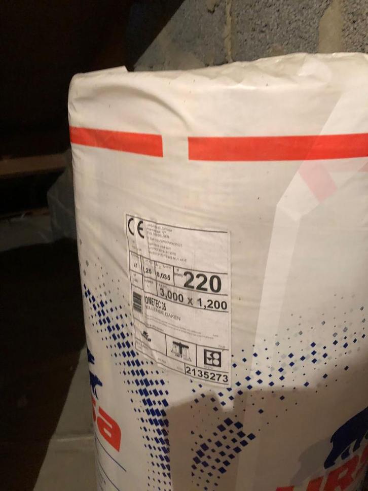 Verschillende soorten isolatierollen, Doe-het-zelf en Bouw, Isolatie en Afdichting, Zo goed als nieuw, Glaswol, 12 cm of meer
