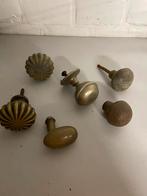 Koperen deurknoppen, Ophalen