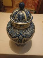 Vase couvert en faience Delft, Enlèvement ou Envoi