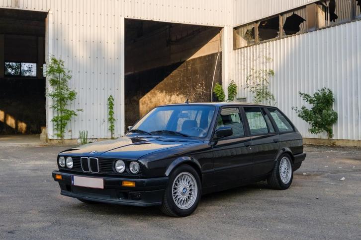 BMW E30 318i Touring, Auto's, BMW, Particulier, Overige modellen, Elektrische buitenspiegels, Mistlampen, Panoramadak, Radio, Benzine