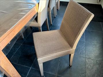 8 stoelen + zeteltje Vicent Sheppard beschikbaar voor biedingen