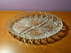 Plat à apéritif ovale en verre, 4 compartiments vintage 60, Antiquités & Art, Enlèvement
