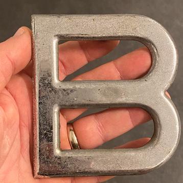 Oude B-plaat, metaal, oldtimerauto, kentekenplaat beschikbaar voor biedingen