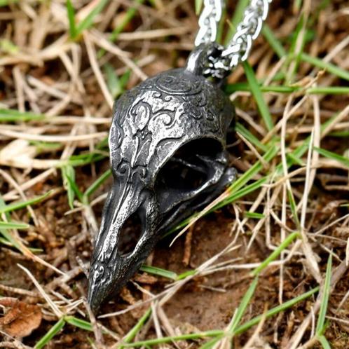 Viking kraai skull hanger, Bijoux, Sacs & Beauté, Pendentifs, Neuf, Autres matériaux, Argent, Animal, Envoi