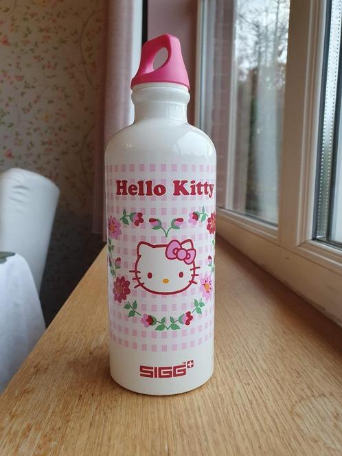 Hello Kitty Sanrio SIGG Drinkfles - zeldzaam artikel, Kinderen en Baby's, Kinderspulletjes, Nieuw, Ophalen