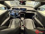 Peugeot 2008 1.2 Turbo Style 131PK Aut, Auto's, Peugeot, Automaat, 1199 cc, Zwart, Bedrijf