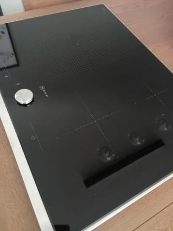 Kwaliteits inductie kookplaat NEFF inbouw regio Aalst, Ophalen, 4 kookzones, Zo goed als nieuw, Energieklasse A of zuiniger