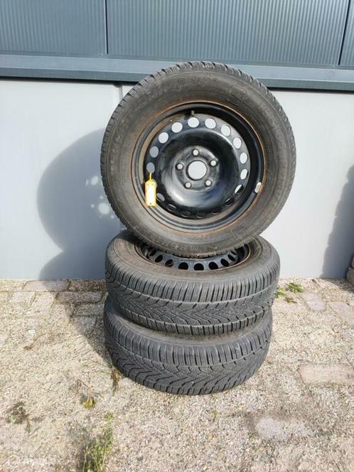 Winterbanden Speed Grip2 195/65 R  15T  91T  Semperit 06825, Auto-onderdelen, Overige Auto-onderdelen, Gereviseerd, Ophalen