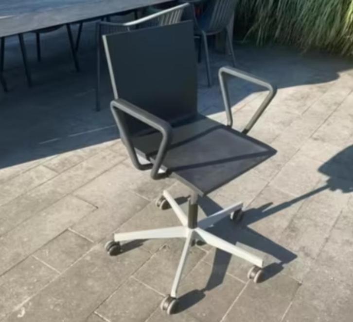 Vitra - Maarten Van Severen .04, Huis en Inrichting, Bureaustoelen, Gebruikt, Bureaustoel, Zwart, Ophalen