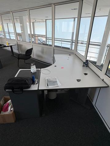 Bureau tafel in uitstekende staat, Enlèvement ou Envoi, Bureau