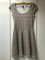 H&M Divided Jurk - Maat 34 ---, Kleding | Dames, Ophalen of Verzenden, Zo goed als nieuw, Maat 34 (XS) of kleiner, Boven de knie