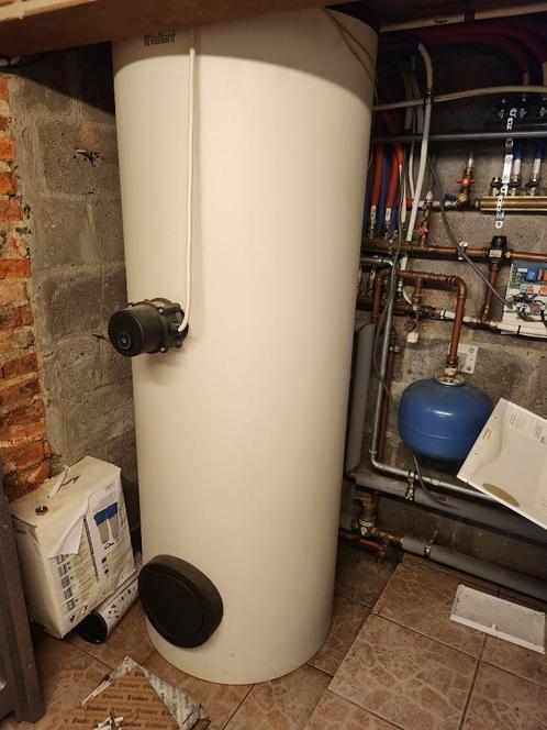 Combi zonnen boiler  met Eco condensatie ketel en thermostaa, Bricolage & Construction, Sanitaire, Utilisé, Enlèvement