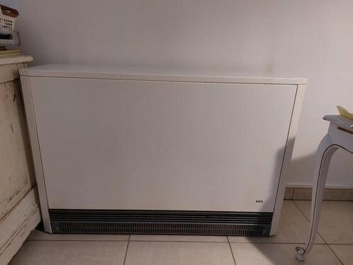 2 convecteurs a accumulation elecrtique,Blanc, Doe-het-zelf en Bouw, Verwarming en Radiatoren, Zo goed als nieuw, Overige typen