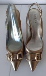 Guess sandalen goudkleurig, maat 37., Kleding | Dames, Schoenen, Ophalen of Verzenden, Zo goed als nieuw
