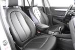 BMW X1 sDrive 1.8i *1ste Eigenaar*Navigatie*Stoelverwarming*, Auto's, 745 kg, Wit, Leder, Bedrijf