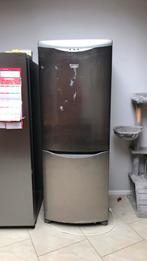 Frigo combi nofrost Ariston, Classe énergétique A ou plus économe, Avec compartiment congélateur, 160 cm ou plus, Enlèvement