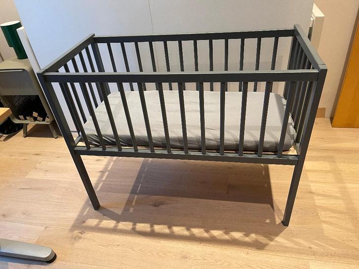 Babybed, Enfants & Bébés, Chambre d'enfant | Lits, Comme neuf, Moins de 140 cm, Moins de 70 cm, Matelas, Enlèvement