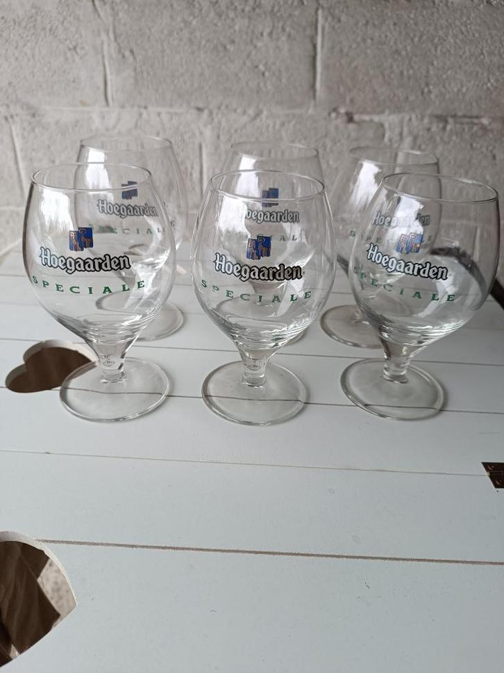 A vendre 6 verres hoegaarden, Verzamelen, Glas en Drinkglazen, Gebruikt, Bierglas, Ophalen
