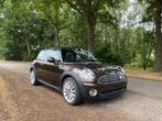 Mini Cooper 1.6i 120pk Mayfair, Voorwielaandrijving, 4 zetels, 129 g/km, 4 cilinders