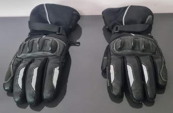 Crivit 9/L „Heren” motorhandschoenen beschikbaar voor biedingen