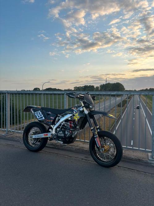 Suzuki rmz450 supermoto, Fietsen en Brommers, Brommers | Derbi, Zo goed als nieuw, Ophalen