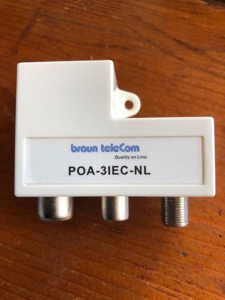 Braun Telecom  POA-3IEC-NL, Audio, Tv en Foto, Audiokabels en Televisiekabels, Nieuw, Ophalen of Verzenden