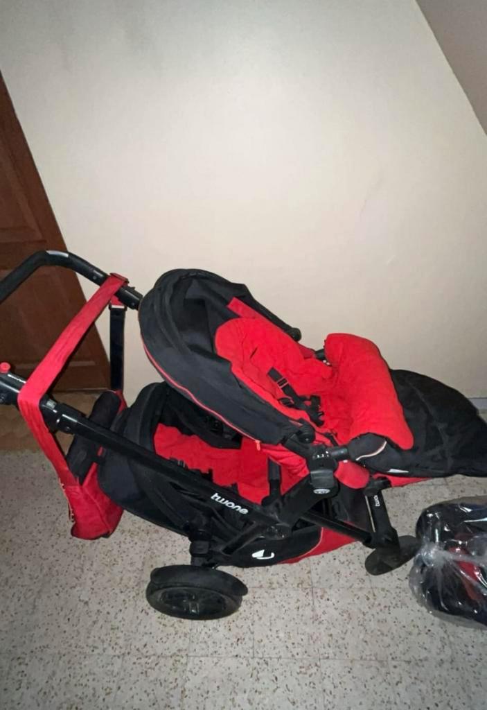 Poussette double, Kinderen en Baby's, Kinderwagens en Combinaties, Zo goed als nieuw, Combiwagen, Maxi-Cosi, Ophalen