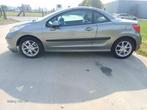 peugeot 207cc cabrio 1.6.benzine reeds gekeurd+carpass, Auto's, 1600 cc, Handgeschakeld, Particulier, Elektrische ramen