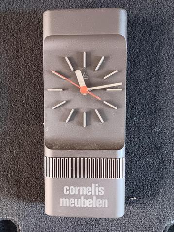 Klokje Horloge Cornelis Meubelen Oostende of Dendermonde ?  beschikbaar voor biedingen