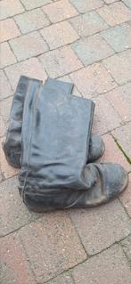 Duitse laarzen, Verzamelen, Ophalen