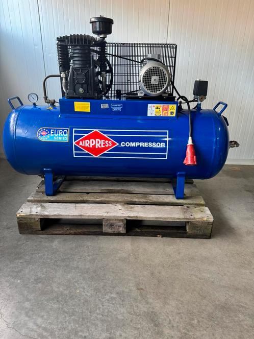 Airpress compressor 15 bar!, Doe-het-zelf en Bouw, Compressors, Zo goed als nieuw, Ophalen