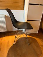 Replica eames DSR chair zwart, Huis en Inrichting, Ophalen, Gebruikt, Zwart, Metaal