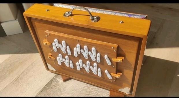 Shrutibox, Muziek en Instrumenten, Blaasinstrumenten | Overige, Ophalen of Verzenden