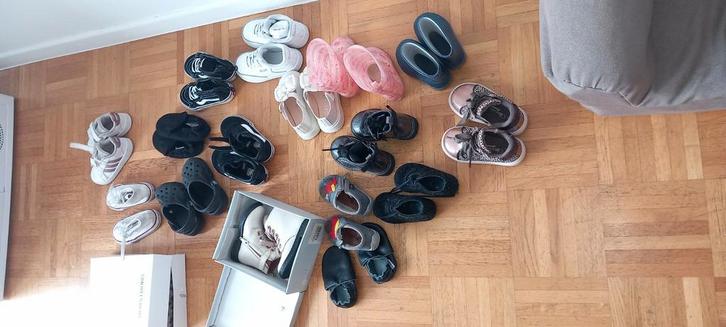 Babyschoenen maat 19 tot 21, Kinderen en Baby's, Kinderkleding | Schoenen en Sokken, Zo goed als nieuw, Schoenen, Ophalen