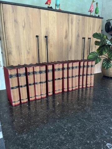 Boeken - gezinsencyclopedie beschikbaar voor biedingen