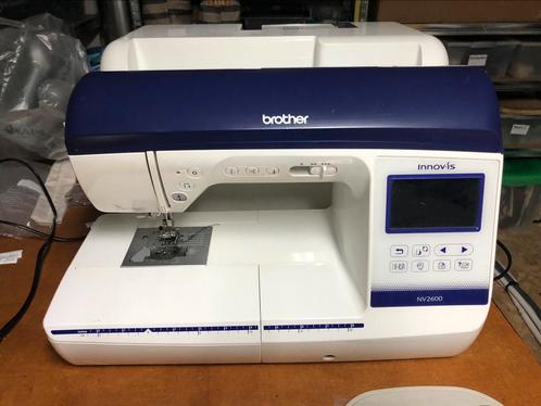 Naai- en borduurmachine, Brother Innov-is Nv2600, Hobby en Vrije tijd, Naaimachines en Toebehoren, Zo goed als nieuw, Naaimachine