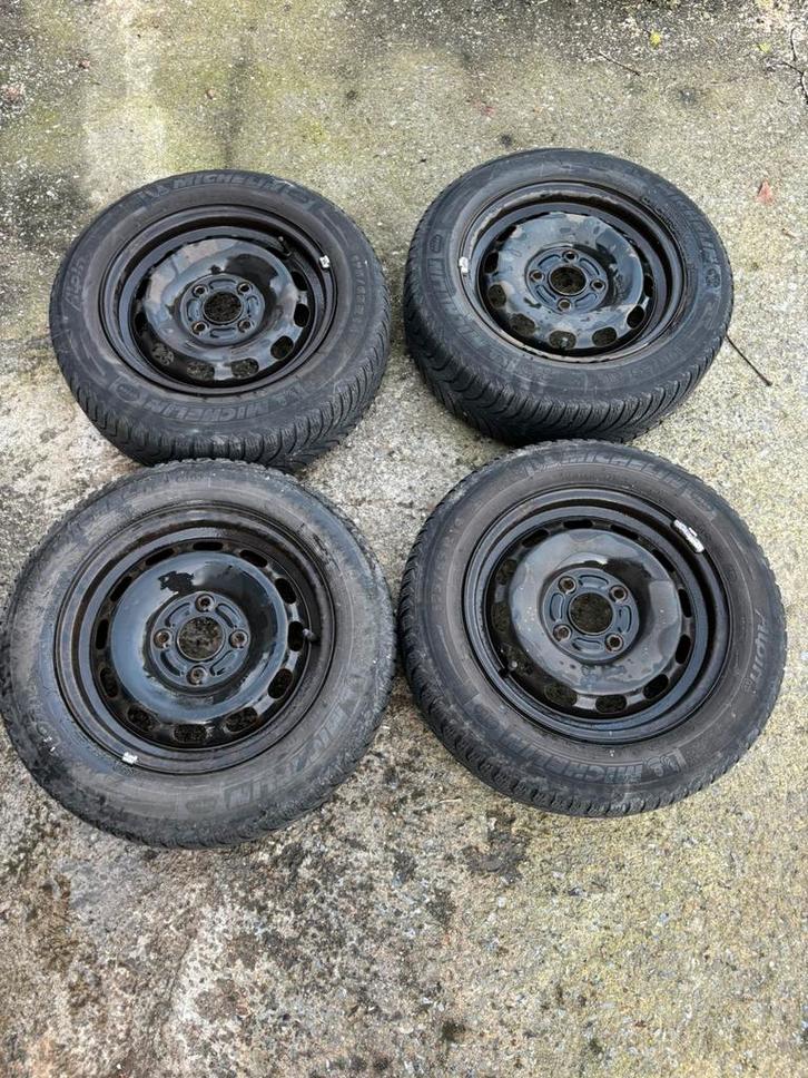 Ford fiesta wintervelgen set 2002-2019-.., Auto-onderdelen, Banden en Velgen, Banden en Velgen, Winterbanden, 14 inch, 175 mm