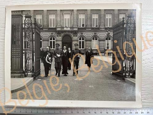 Photo de presse originale de 1934, famille royale de Belgiqu, Collections, Maisons royales & Noblesse, Utilisé, Carte, Photo ou Gravure