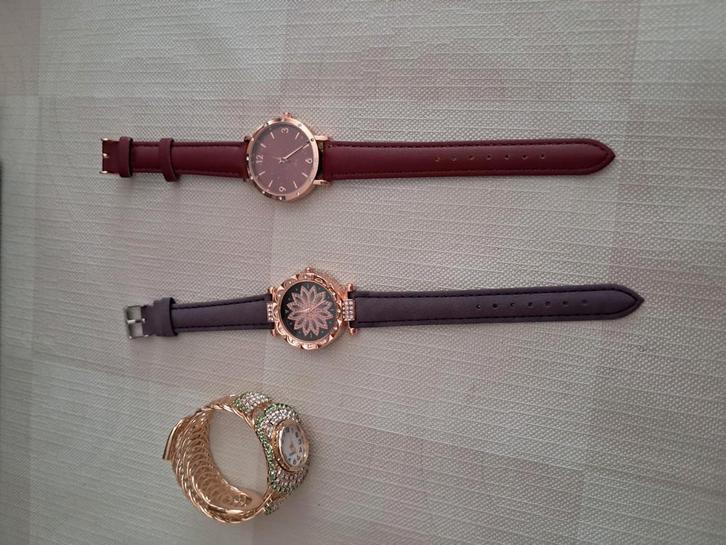 Horloges., Handtassen en Accessoires, Horloges | Dames, Nieuw, Ophalen