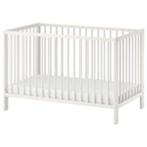 Babybedje ikea 'Gulliver' (wit), Kinderen en Baby's, Babywiegjes en Ledikanten, Ophalen, Zo goed als nieuw, Ledikant