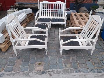 Zitbank /slaapbank , logeer plek ,seaside veranda  beschikbaar voor biedingen